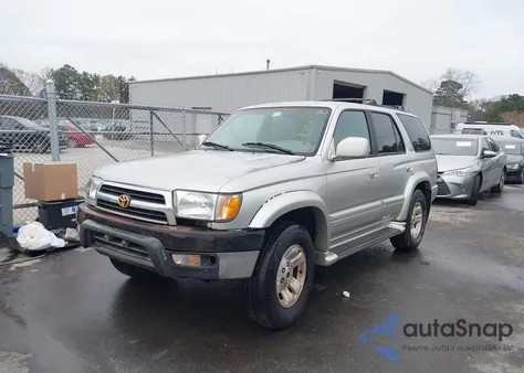 2000 Toyota 4Runner Limited V6 z USA, uszkodzony, nr VIN JT3GN87RXY0155352